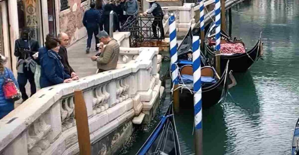 Unique Gifts For People Traveling To Italy