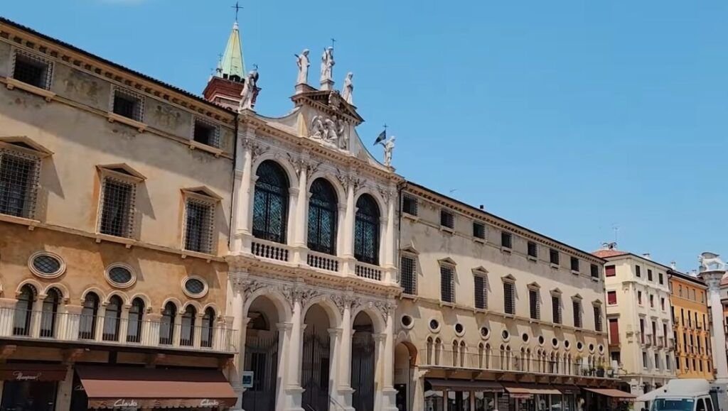 Where To Stay In Italy On A Budget?